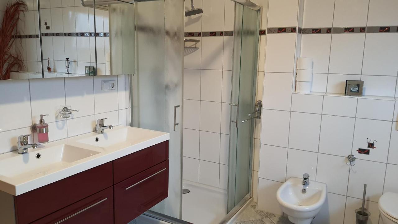 Nettes 2- Zimmer Apartment Зенде Экстерьер фото